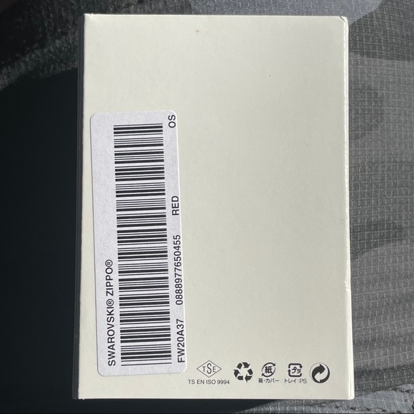 Supreme Swarovski® Zippo® | FW20 | Red | New (DS) - Picture 6 of 6